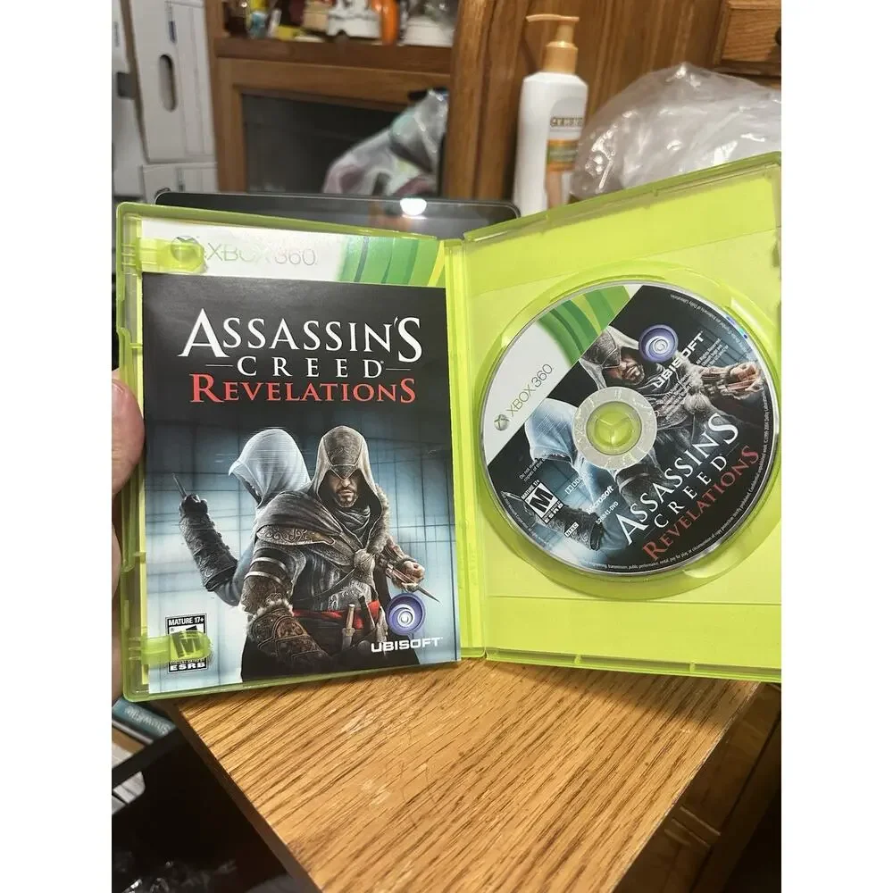 Assassin's Creed: Revelations (Microsoft Xbox 360, 2011) Manual Included